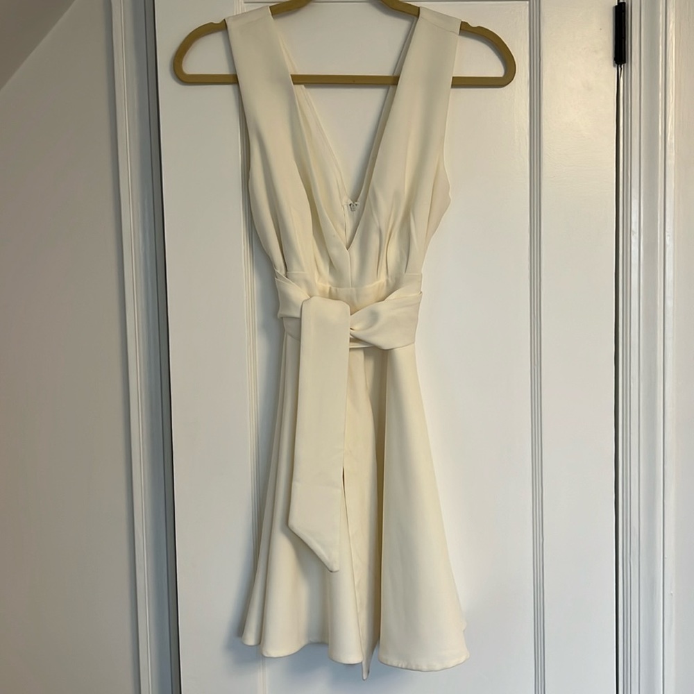 Noble U Plunge Neck Skater Dress - Bridal, Size Small